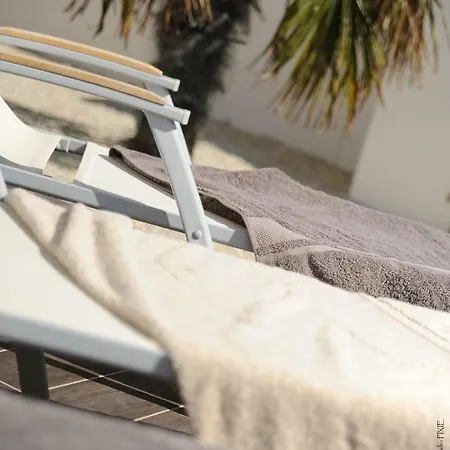 别墅 Des Phares 拉弗洛特